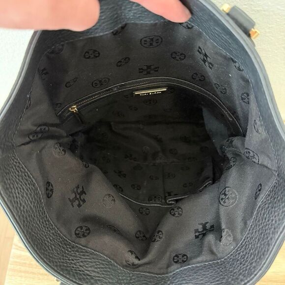 Tory Burch Fleming Two Way Pebbled Black Leather Shoulder Bag Purse Gold Hardwar - Picture 10 of 11